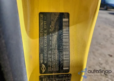 2003 Mini Cooper z USA, uszkodzony, nr VIN WMWRC33413TC44791